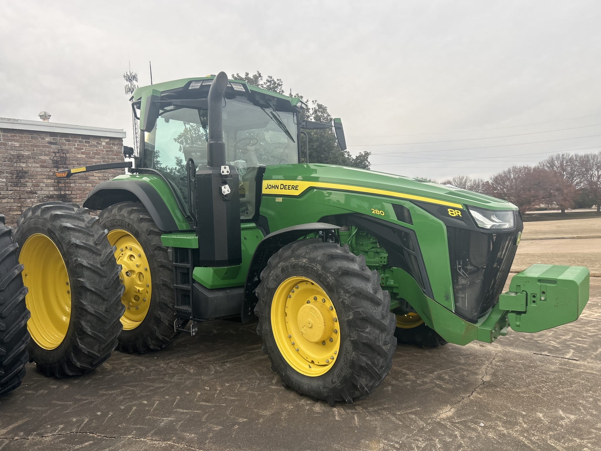 2024 John Deere 8R 280 Equipment Image0