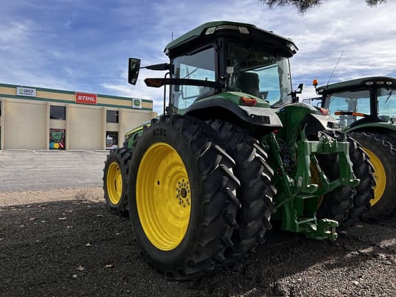 Image of John Deere 8R 280 equipment image 4