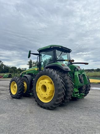 Image of John Deere 8R 310 equipment image 2