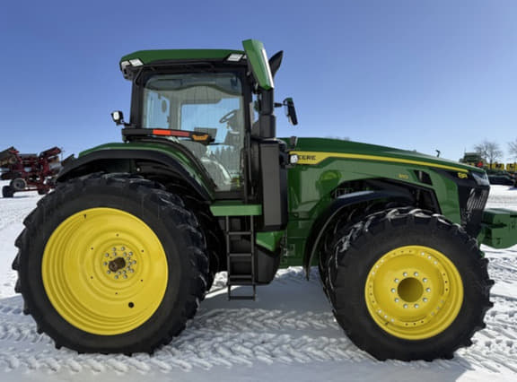 Image of John Deere 8R 310 equipment image 1