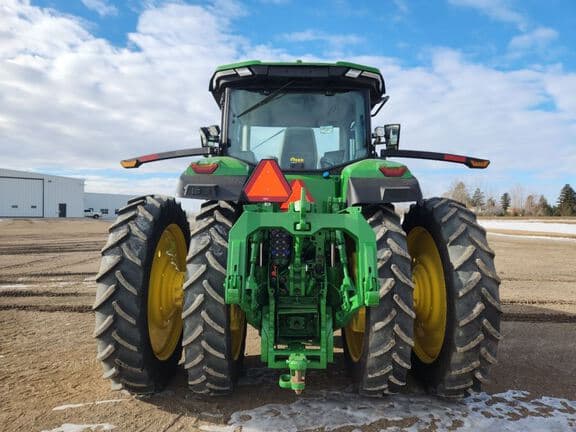 Image of John Deere 8R 310 equipment image 3