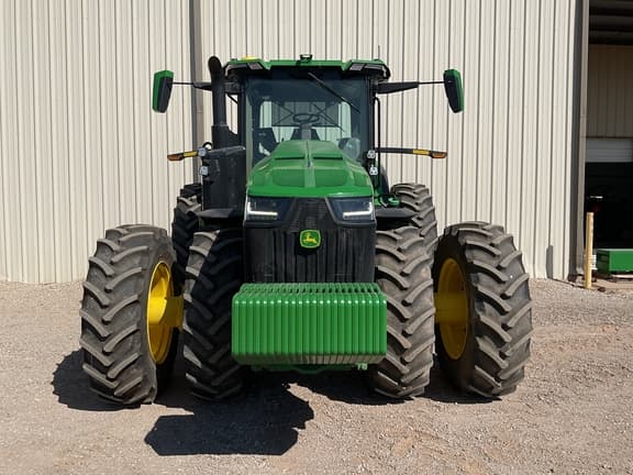 Image of John Deere 8R 310 equipment image 3