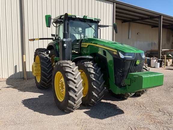 Image of John Deere 8R 310 equipment image 2