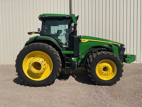 Image of John Deere 8R 310 equipment image 1