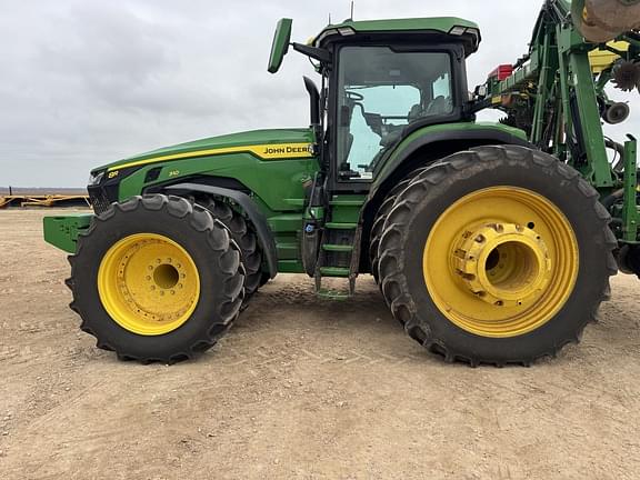 Image of John Deere 8R 310 Primary image