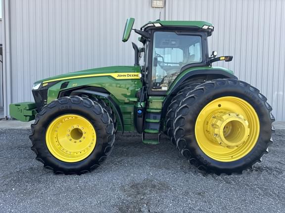 Image of John Deere 8R 310 equipment image 1