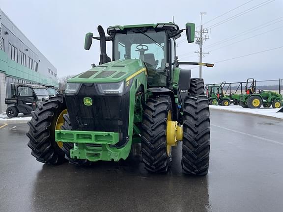 Image of John Deere 8R 310 equipment image 3