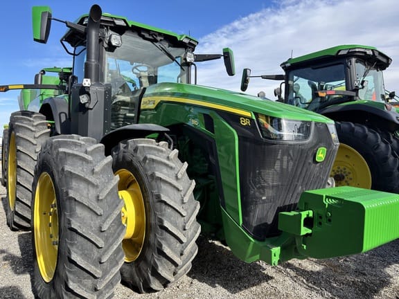 2024 John Deere 8R 310 Equipment Image0