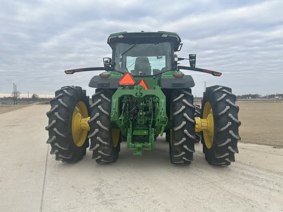 Image of John Deere 8R 310 equipment image 3