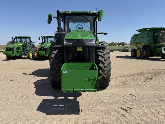 Image of John Deere 8R 310 equipment image 2