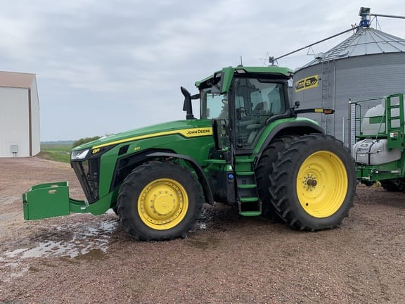2024 John Deere 8R 310 Equipment Image0