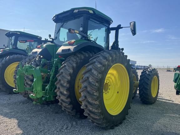 Image of John Deere 8R 310 equipment image 3