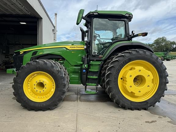 Image of John Deere 8R 310 equipment image 1