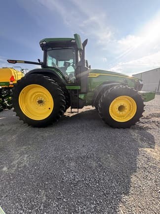 Image of John Deere 8R 310 equipment image 4