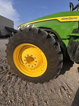 Image of John Deere 8R 310 equipment image 2