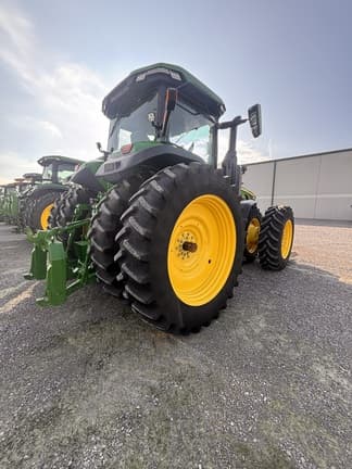 Image of John Deere 8R 310 equipment image 2
