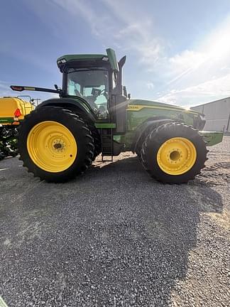 Image of John Deere 8R 310 equipment image 3