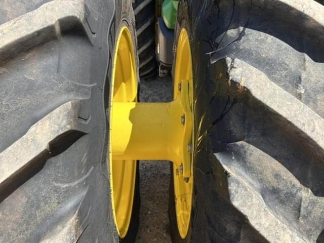 Image of John Deere 8R 310 equipment image 4