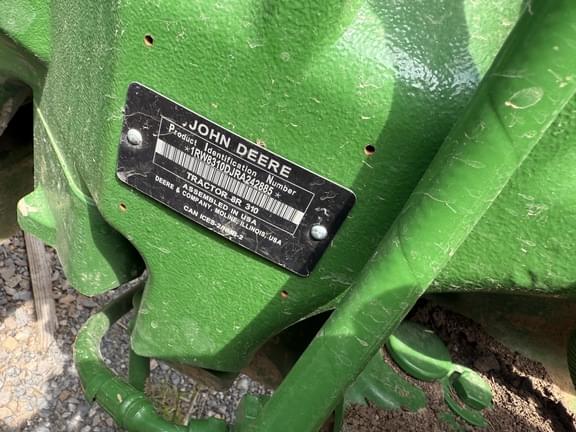 Image of John Deere 8R 310 equipment image 2