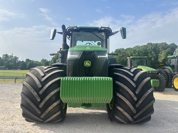 Image of John Deere 8R 310 equipment image 2