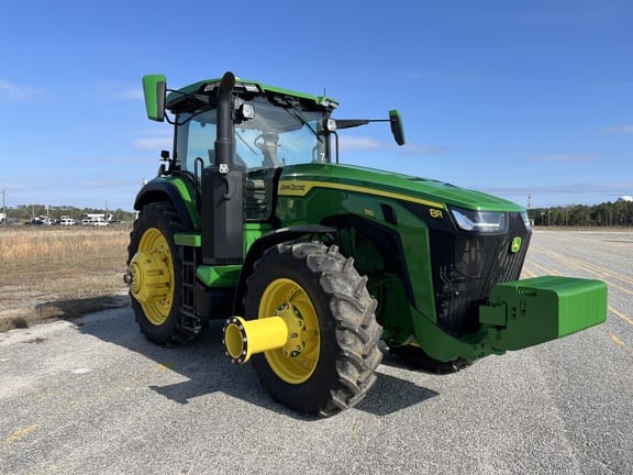 2024 John Deere 8R 310 Equipment Image0
