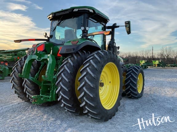Image of John Deere 8R 310 equipment image 1