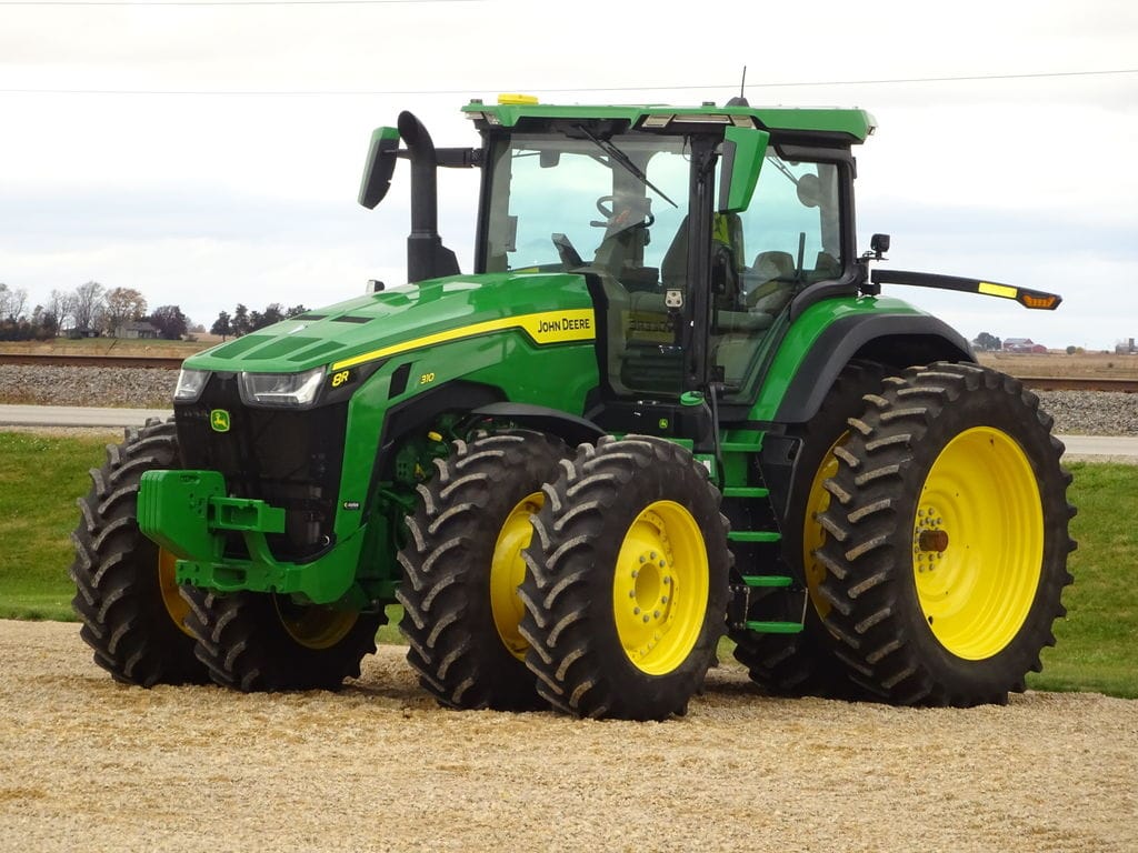 2024 John Deere 8R 310 Equipment Image0