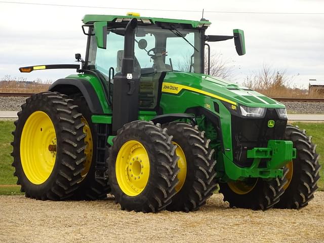 Image of John Deere 8R 310 equipment image 1