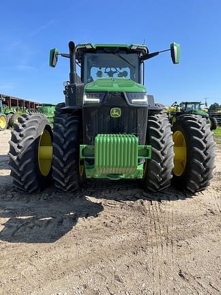 Image of John Deere 8R 310 equipment image 4