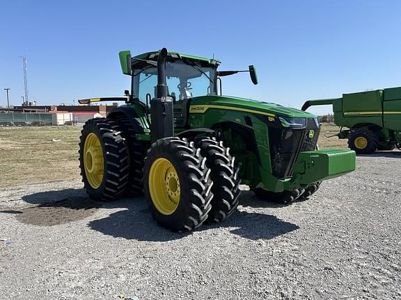 Image of John Deere 8R 310 equipment image 2