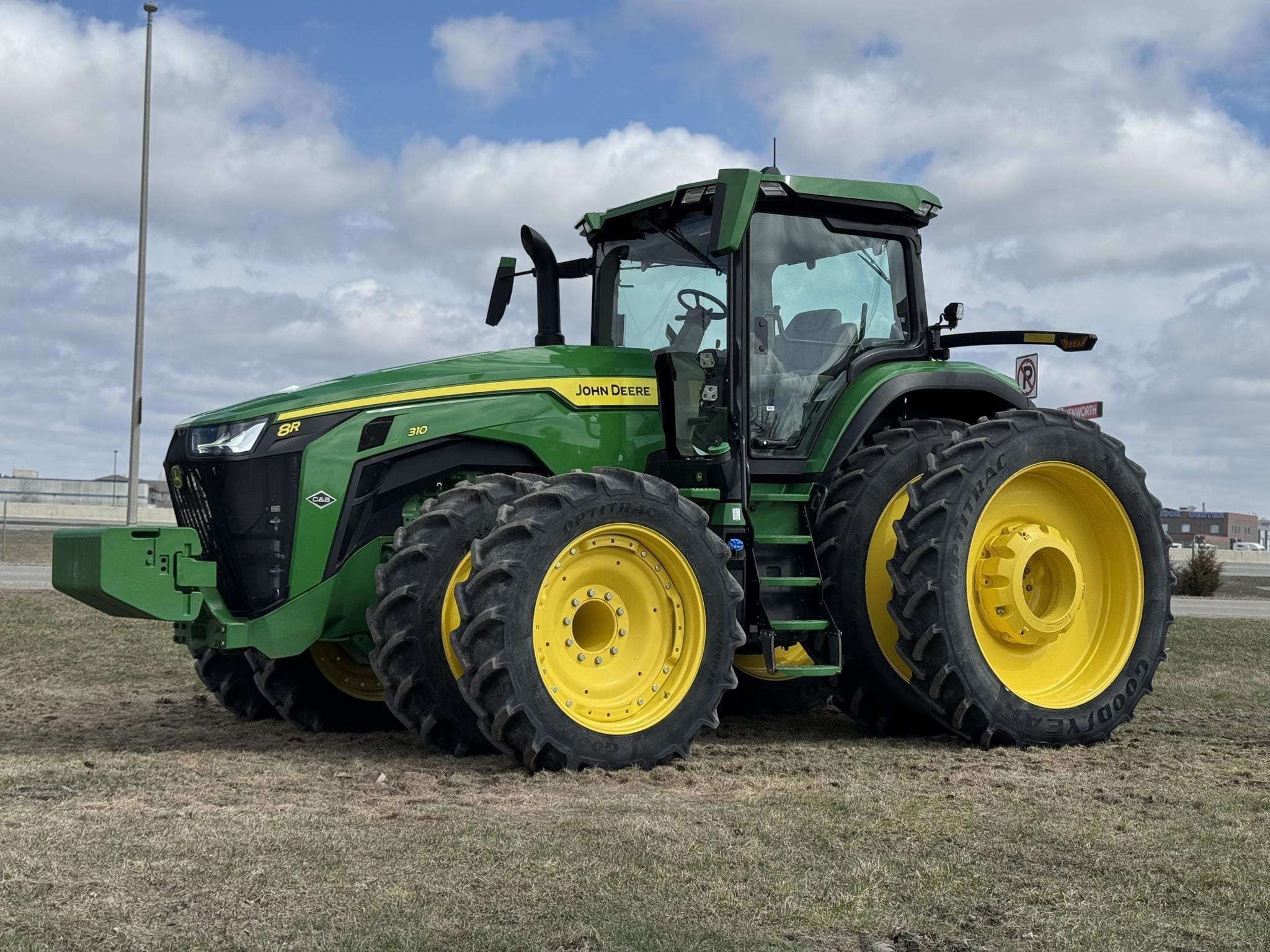 2024 John Deere 8R 310 Equipment Image0