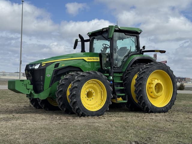 Image of John Deere 8R 310 equipment image 1