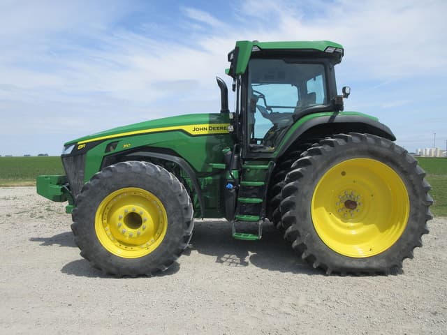 Image of John Deere 8R 310 equipment image 3