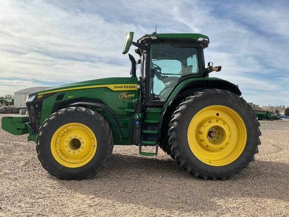 Image of John Deere 8R 310 equipment image 2