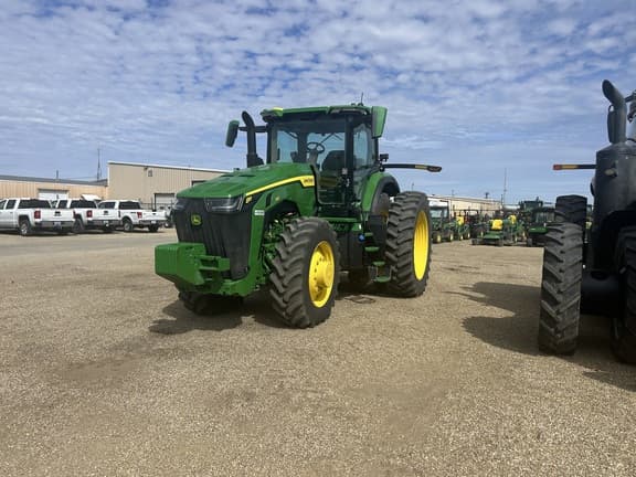 Image of John Deere 8R 310 equipment image 3
