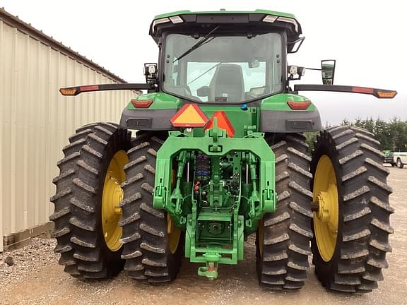 Image of John Deere 8R 310 equipment image 3