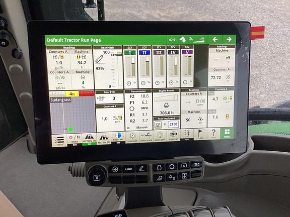 Image of John Deere 8R 310 equipment image 4