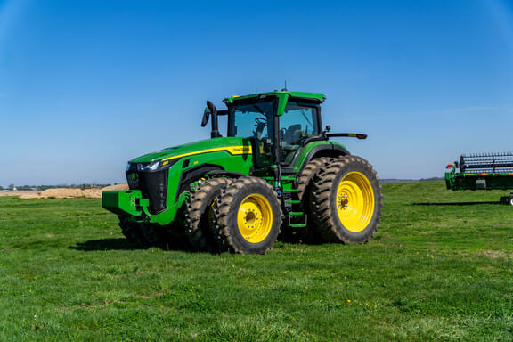 2024 John Deere 8R 310 Equipment Image0