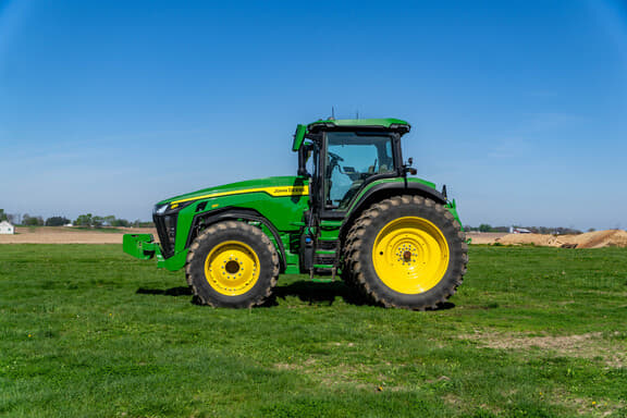 Image of John Deere 8R 310 equipment image 1