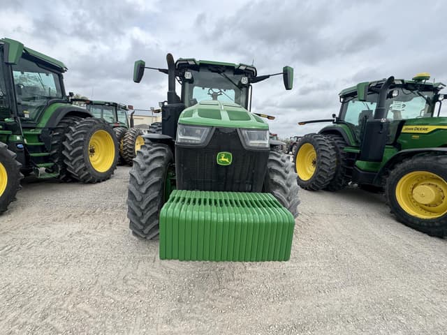 Image of John Deere 8R 310 equipment image 4