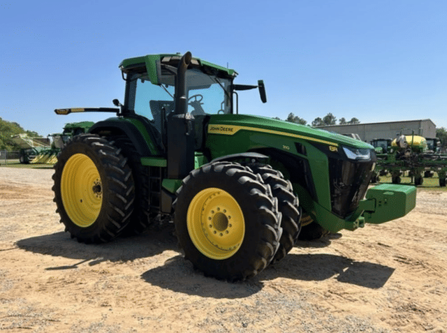 Image of John Deere 8R 310 equipment image 1