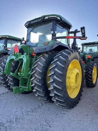 Image of John Deere 8R 310 equipment image 3