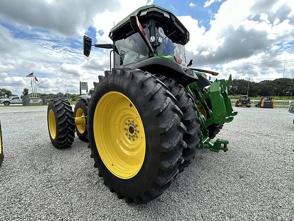 Image of John Deere 8R 310 equipment image 4