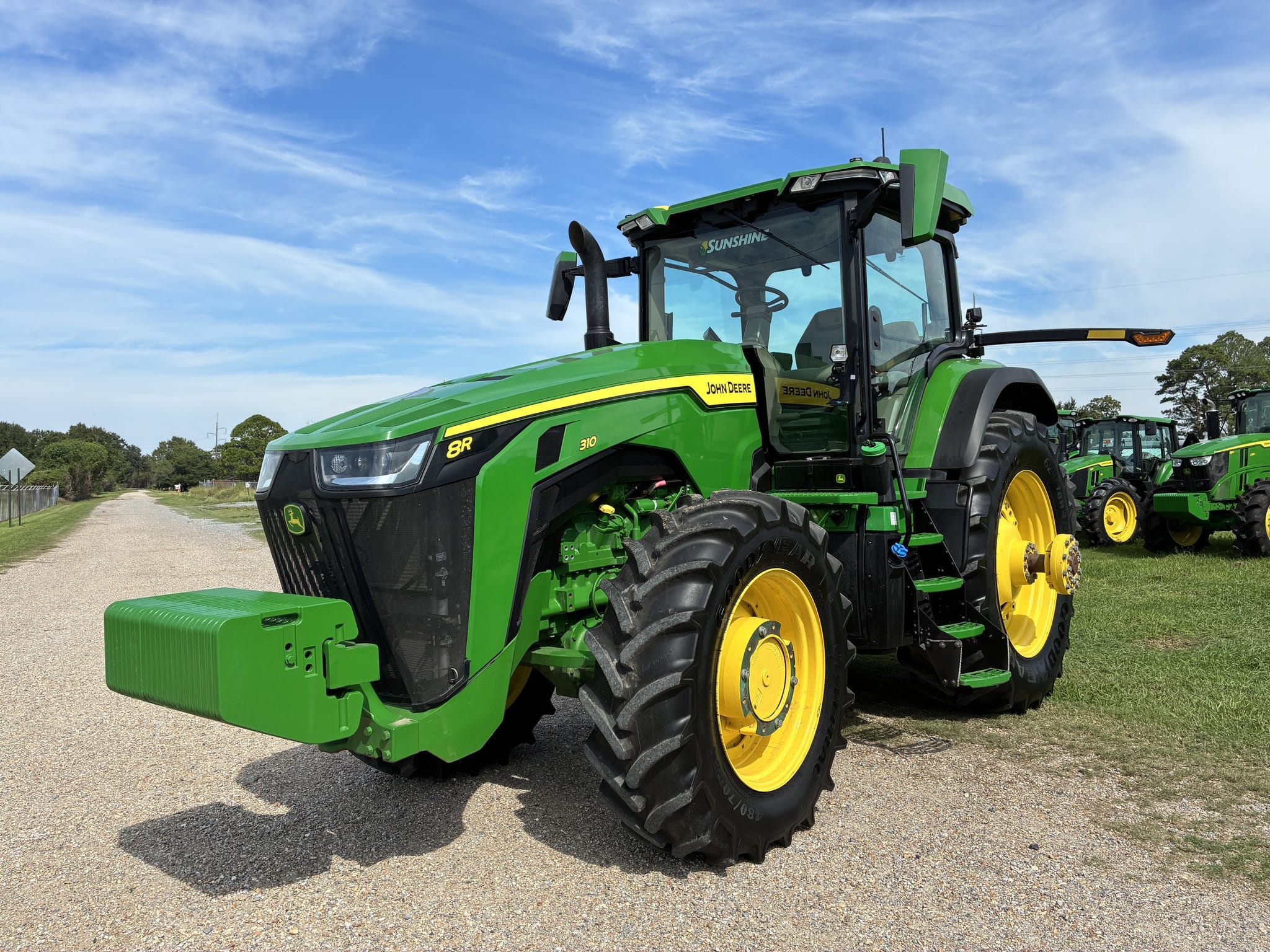 2024 John Deere 8R 310 Equipment Image0