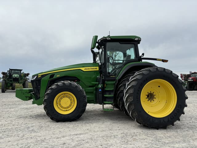 Image of John Deere 8R 310 equipment image 1