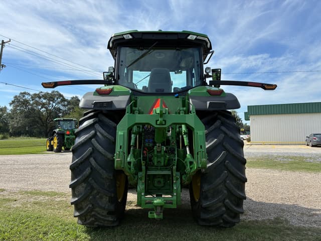 Image of John Deere 8R 310 equipment image 3