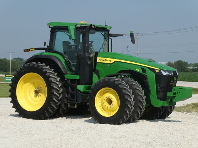 Image of John Deere 8R 310 equipment image 2