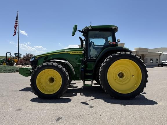 Image of John Deere 8R 310 equipment image 1