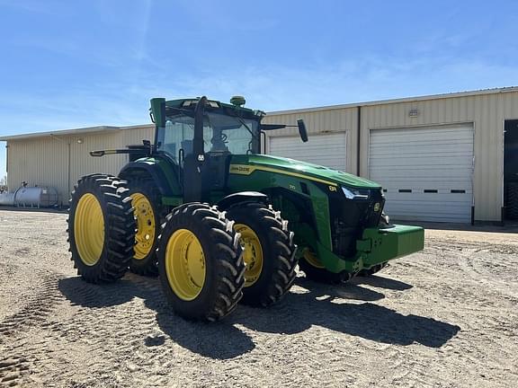 Image of John Deere 8R 310 equipment image 1