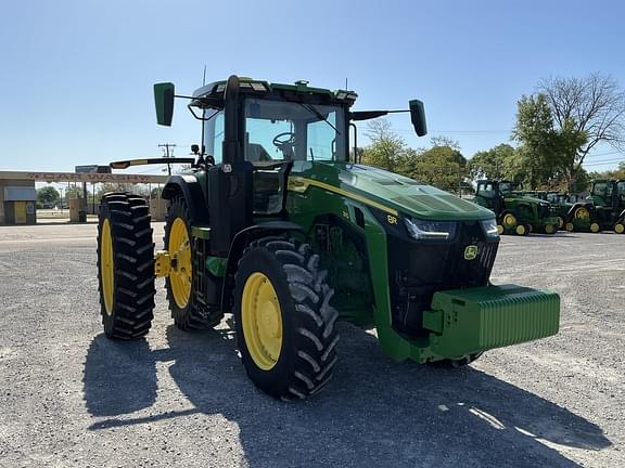 Image of John Deere 8R 310 equipment image 1